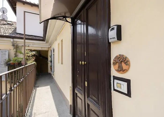Elegant Naviglio Cool Area Large 5 Pax With Elevator Apartment