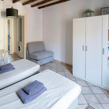 Elegant Naviglio Cool Area Large 5 Pax With Elevator * Milán