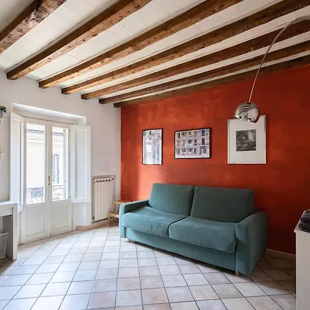 Elegant Naviglio Cool Area Large 5 Pax With Elevator Apartmán