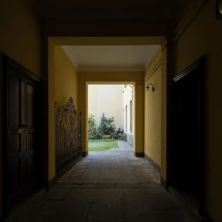 Apartmán Elegant Naviglio Cool Area Large 5 Pax With Elevator